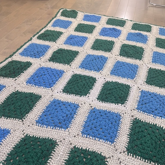 Vintage Granny Square Afghan Crochet Knit Blanket 45” x 75” Blue Green Grey - Picture 2 of 2